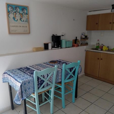 Artemis Ermoupoli Centre Appartement Pour Petit Budget Backpackers Eksteriør bilde