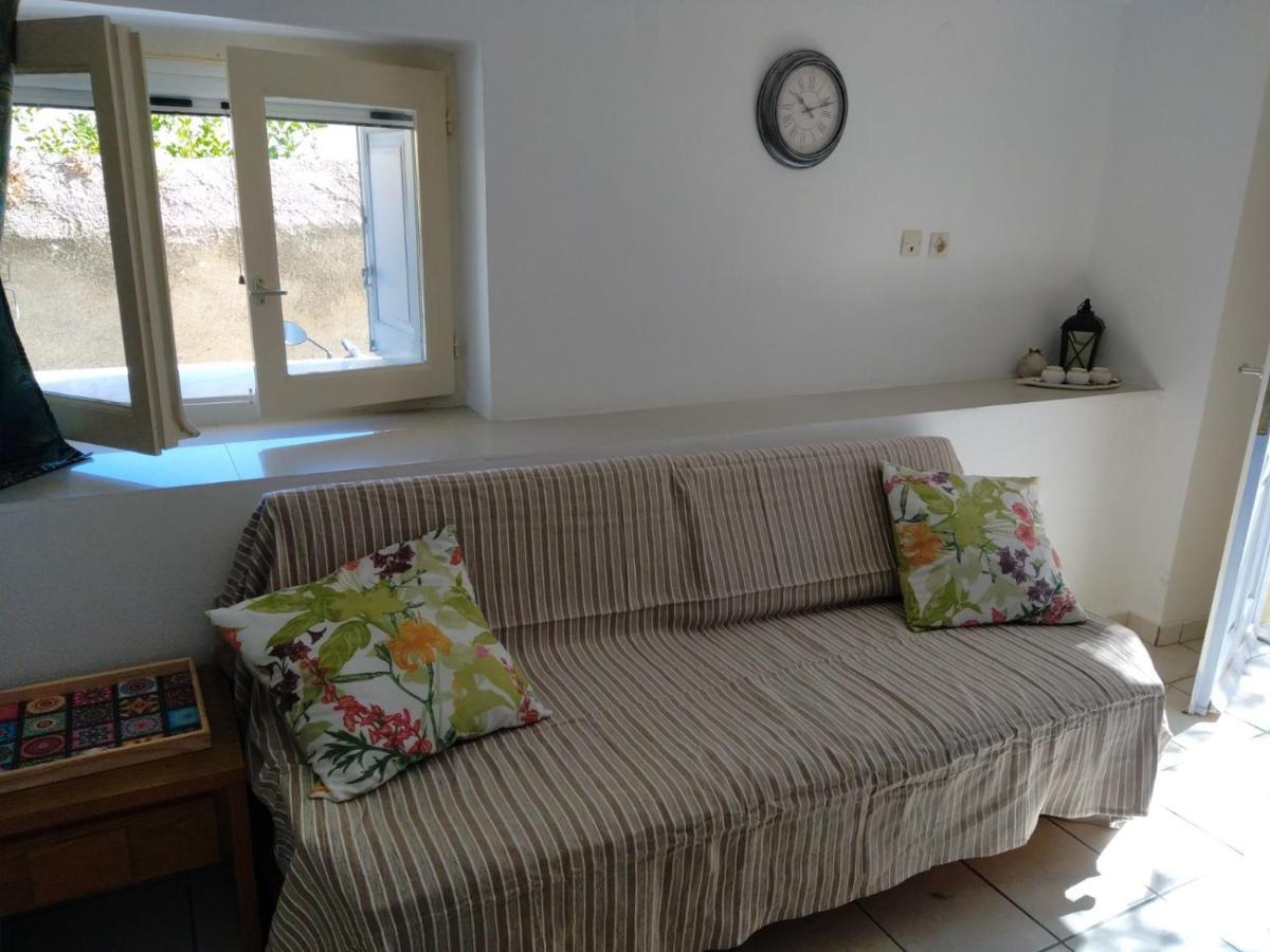 Artemis Ermoupoli Centre Appartement Pour Petit Budget Backpackers Eksteriør bilde